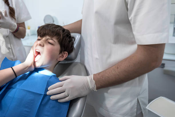 Best Same-Day Emergency Dental Services in Country Clu, MO